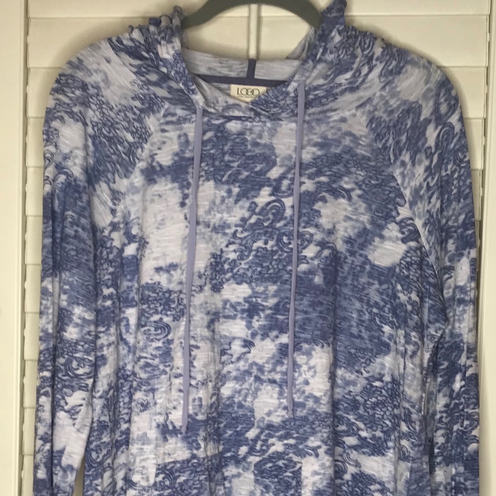 Logo by Lori Goldstein Hoodie M EUC